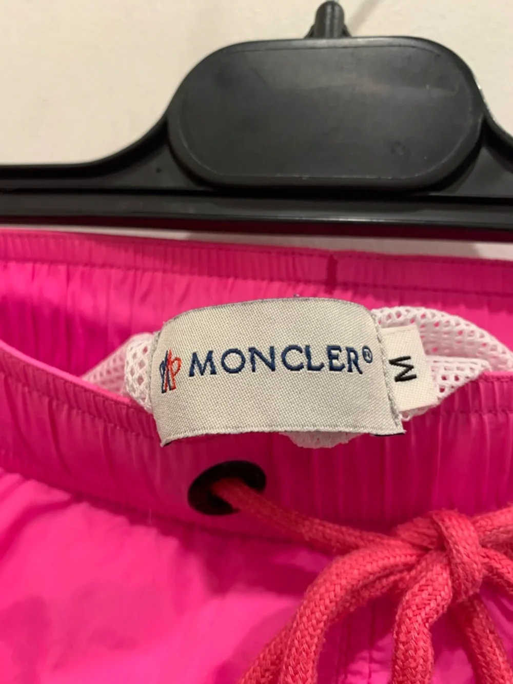 Moncler Boxer Mare Swim Shorts. Size M - Picture 7 of 13